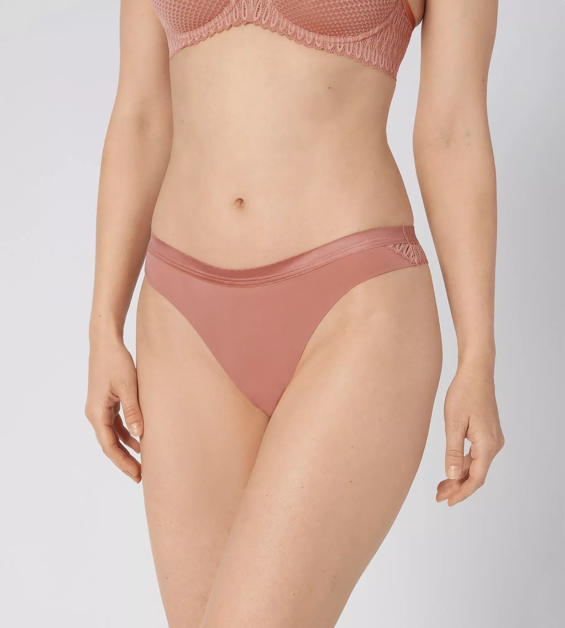 String AURA SPOTLIGHT high leg string - Sunkiss