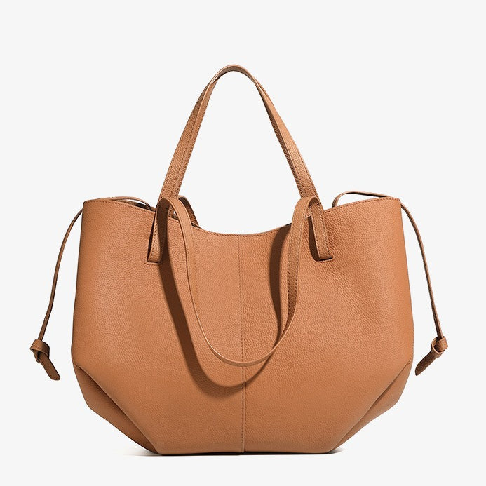 Elegant tygväska i äkta läder med pebbled läderficka