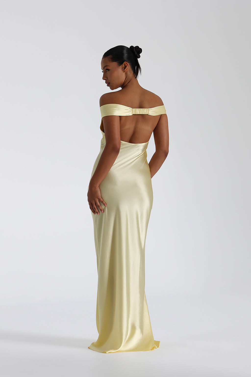 Layorza Satin Glow
