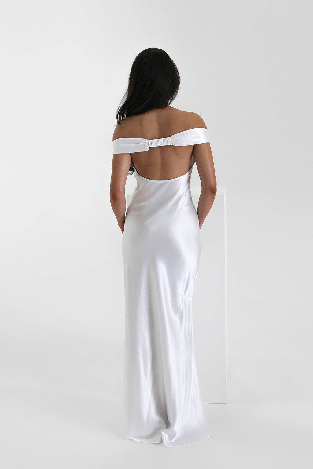 Layorza Satin Glow