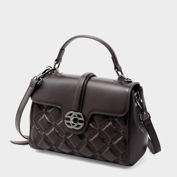 Pendlarväska i äkta läder med prägling