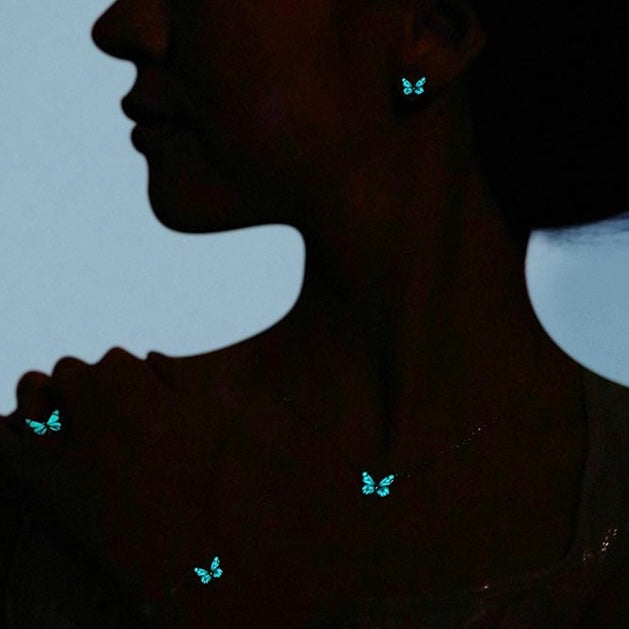 Lysande drömblått fjärilshalsband