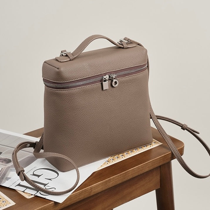 Utsökt lyxig ryggsäck i äkta läder för kvinnor