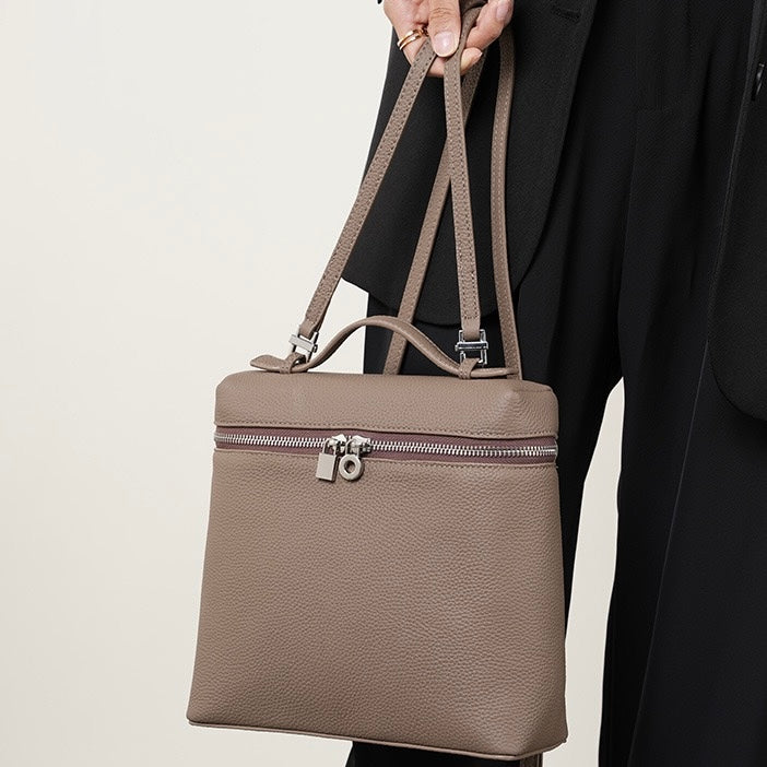 Utsökt lyxig ryggsäck i äkta läder för kvinnor