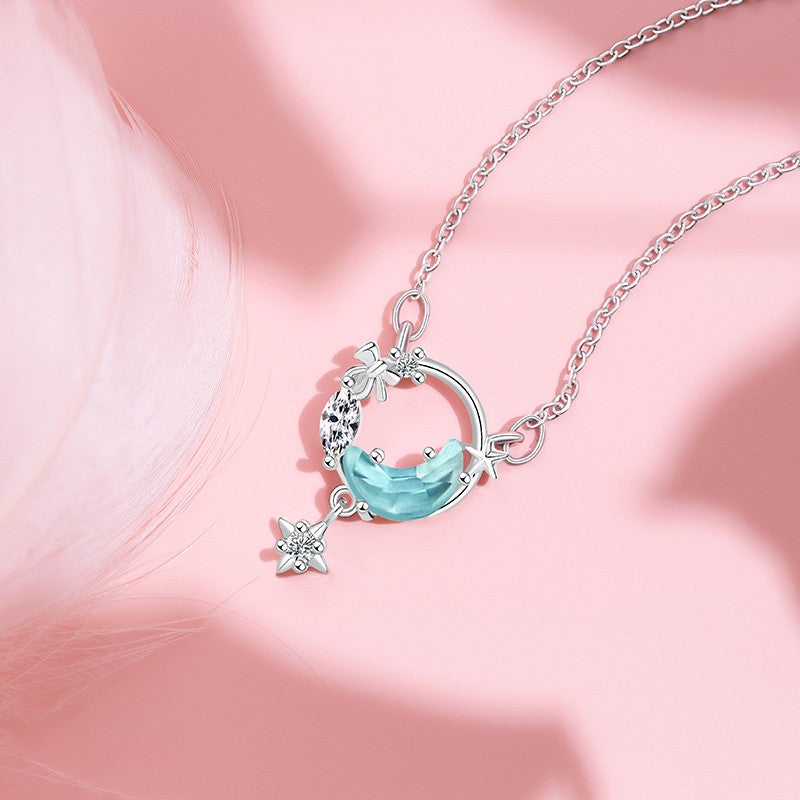 Halsband med månsken och stjärndrömmar