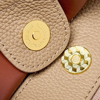 Elegant axelväska i äkta läder för kvinnor