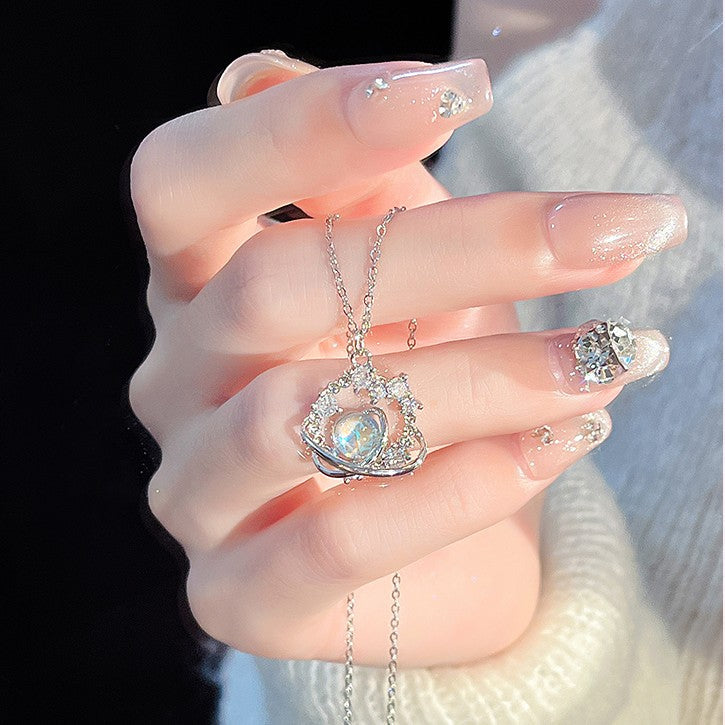 Färgglatt fallande planethalsband