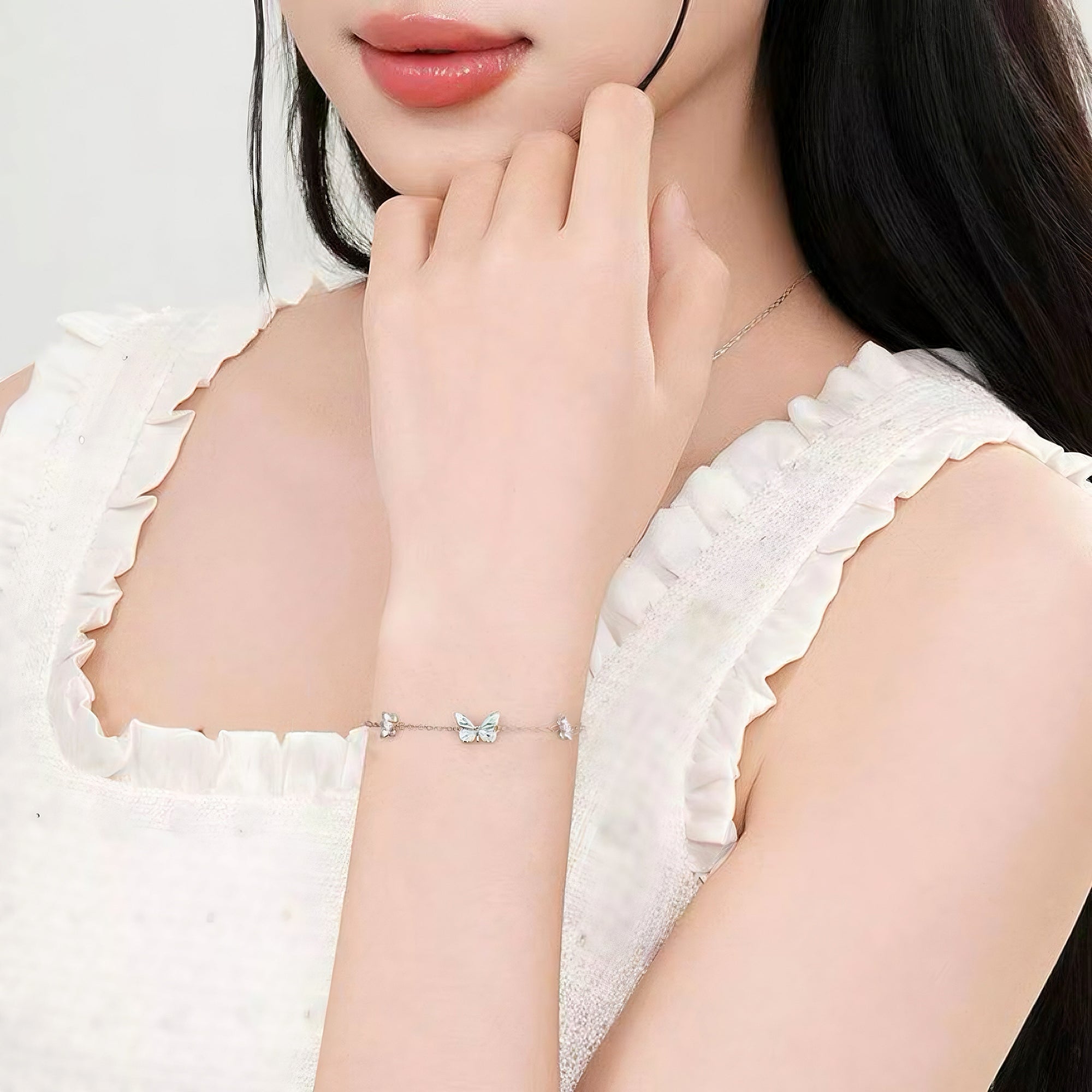 Luminous Dream Blå Fjärilsarmband