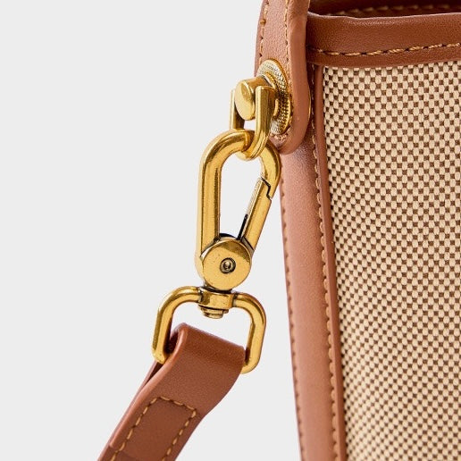 Niche Commuter Color Block vävd axelväska