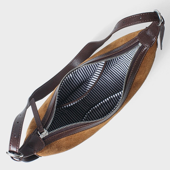 Brun Hobo-axelväska i mocka och läder