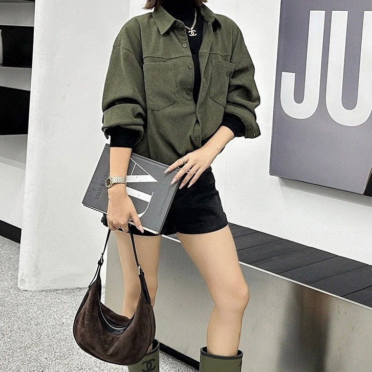 Brun Hobo-axelväska i mocka och läder