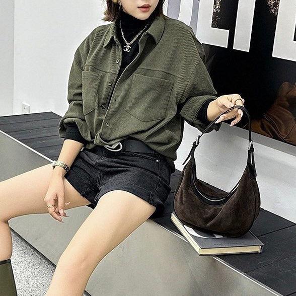 Brun Hobo-axelväska i mocka och läder