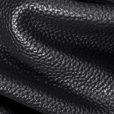 Svart hoboväska i äkta läder med präglad text