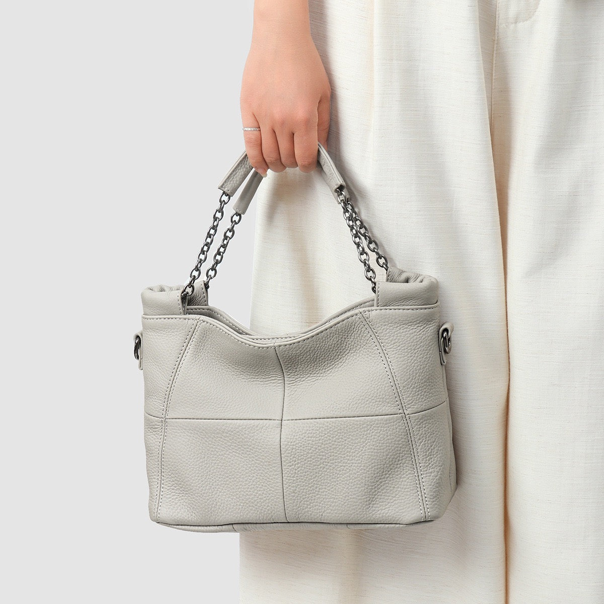 Lyxig kedja i äkta läder, handväska och enkelaxelväska