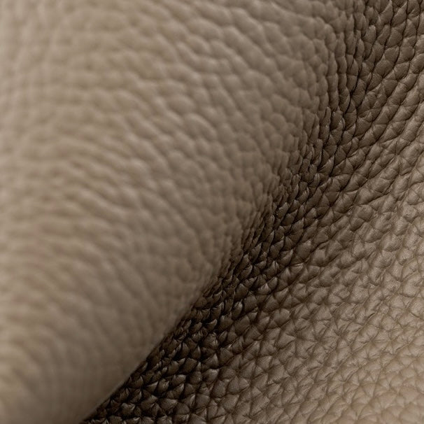 2025 Ny damväska i äkta läder med stor kapacitet för pendling