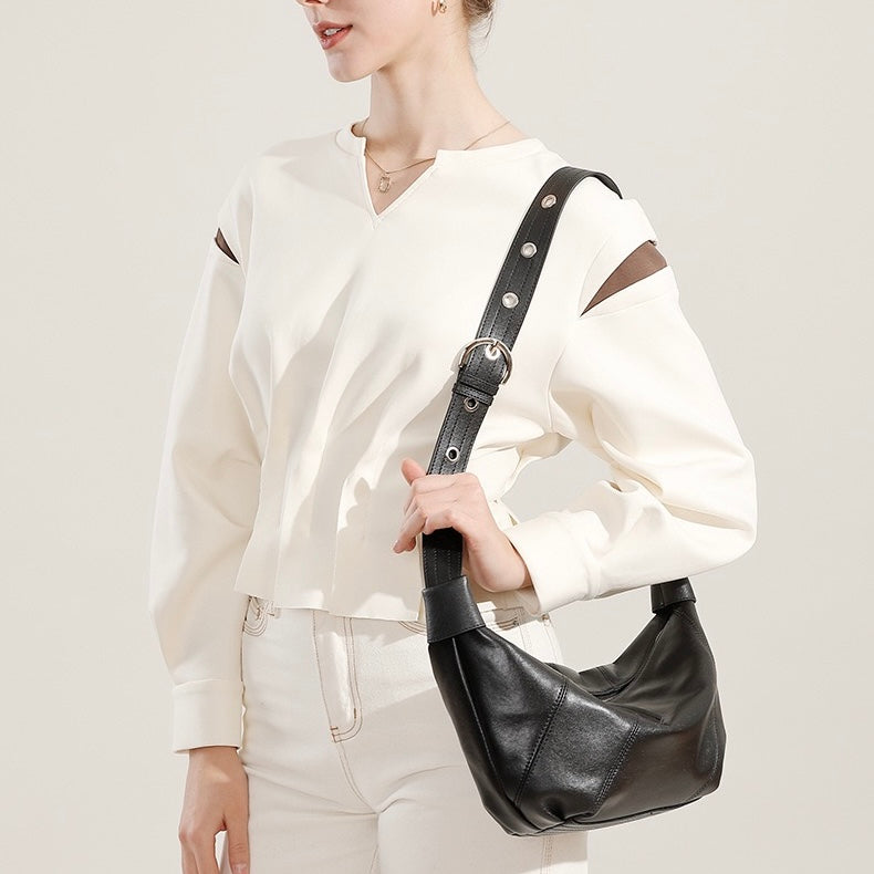 Lyxig damväska med croissant-axelrem och dumplings i äkta läder