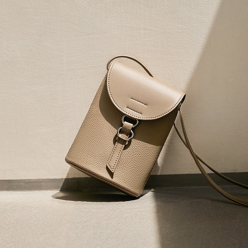 Lyxig mini-axelväska i äkta läder för kvinnor