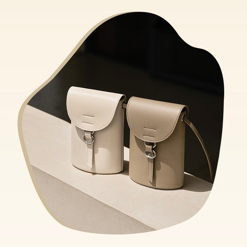 Lyxig mini-axelväska i äkta läder för kvinnor