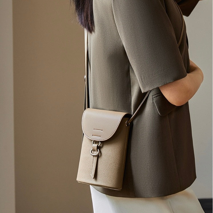 Lyxig mini-axelväska i äkta läder för kvinnor
