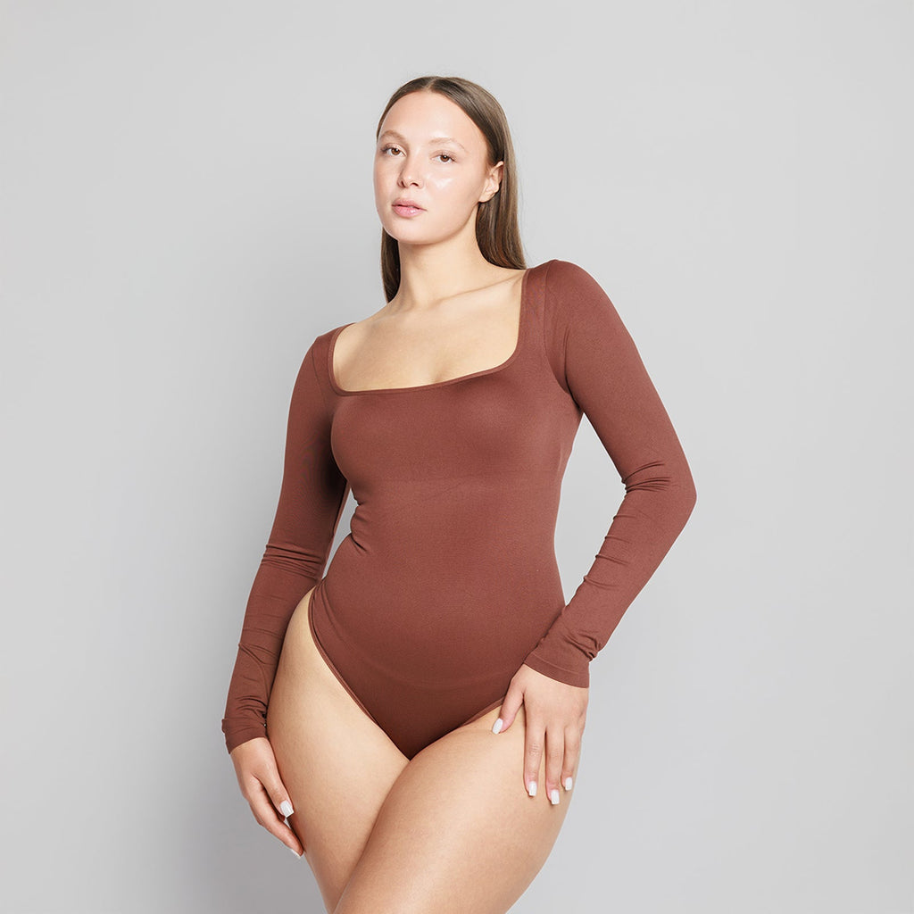 Giulia Fyrkantig Halsringning Långärmad Thong Bodysuit