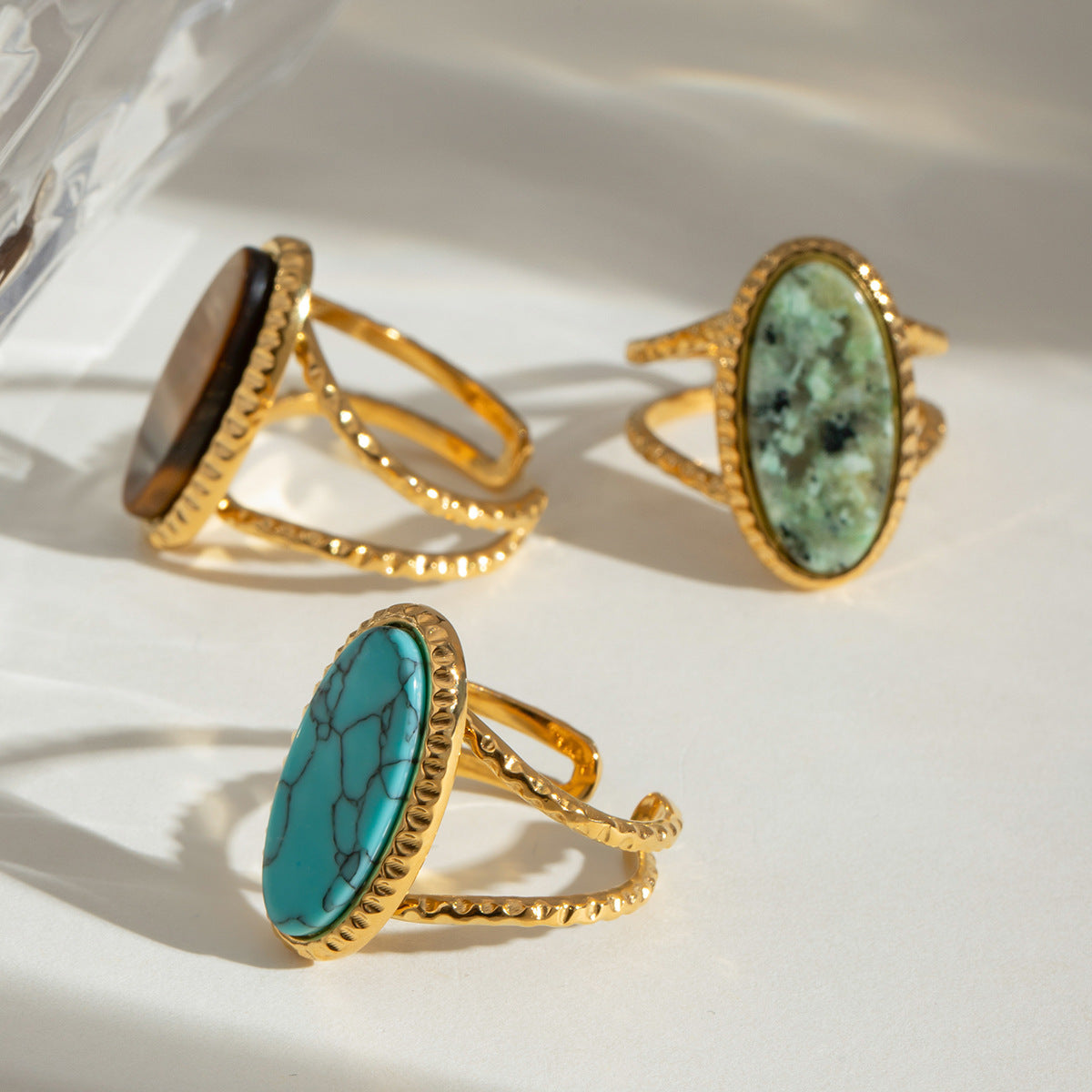 Lyxig oval turkos tigerögaring (justerbar)